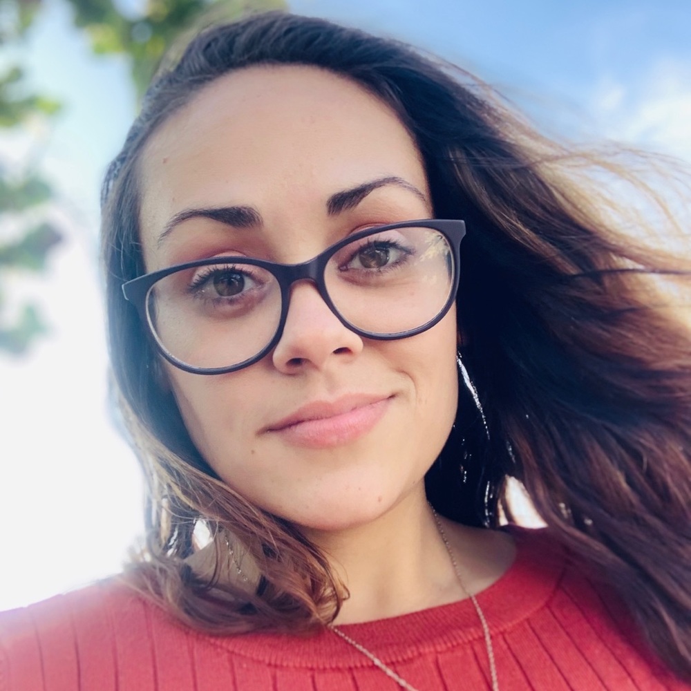 Meet your Posher, Hayley!